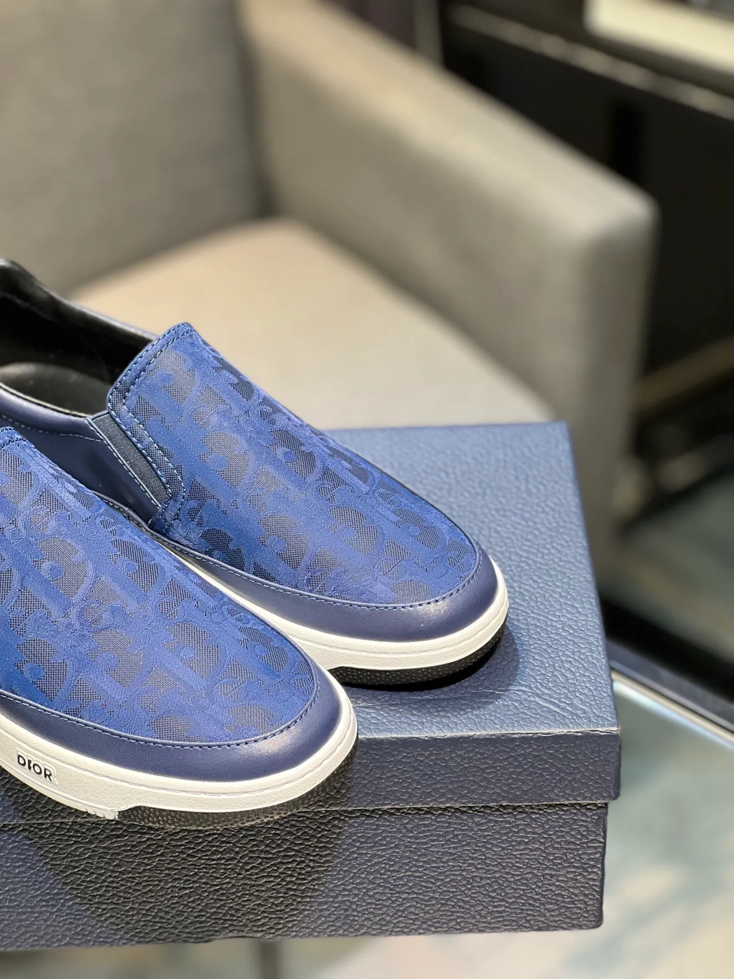 Men's shoes 💰420 [Dior] 🔝The latest masterpiece of high-end men's shoes brand: original special cloth fabric imported from Italy + cowhide + imported sheepskin lining 🔥Original toe-cap rubber outsole Soft and comfortable, making walking more convenient and comfortable! Size: 38-44 (45 can be customized)